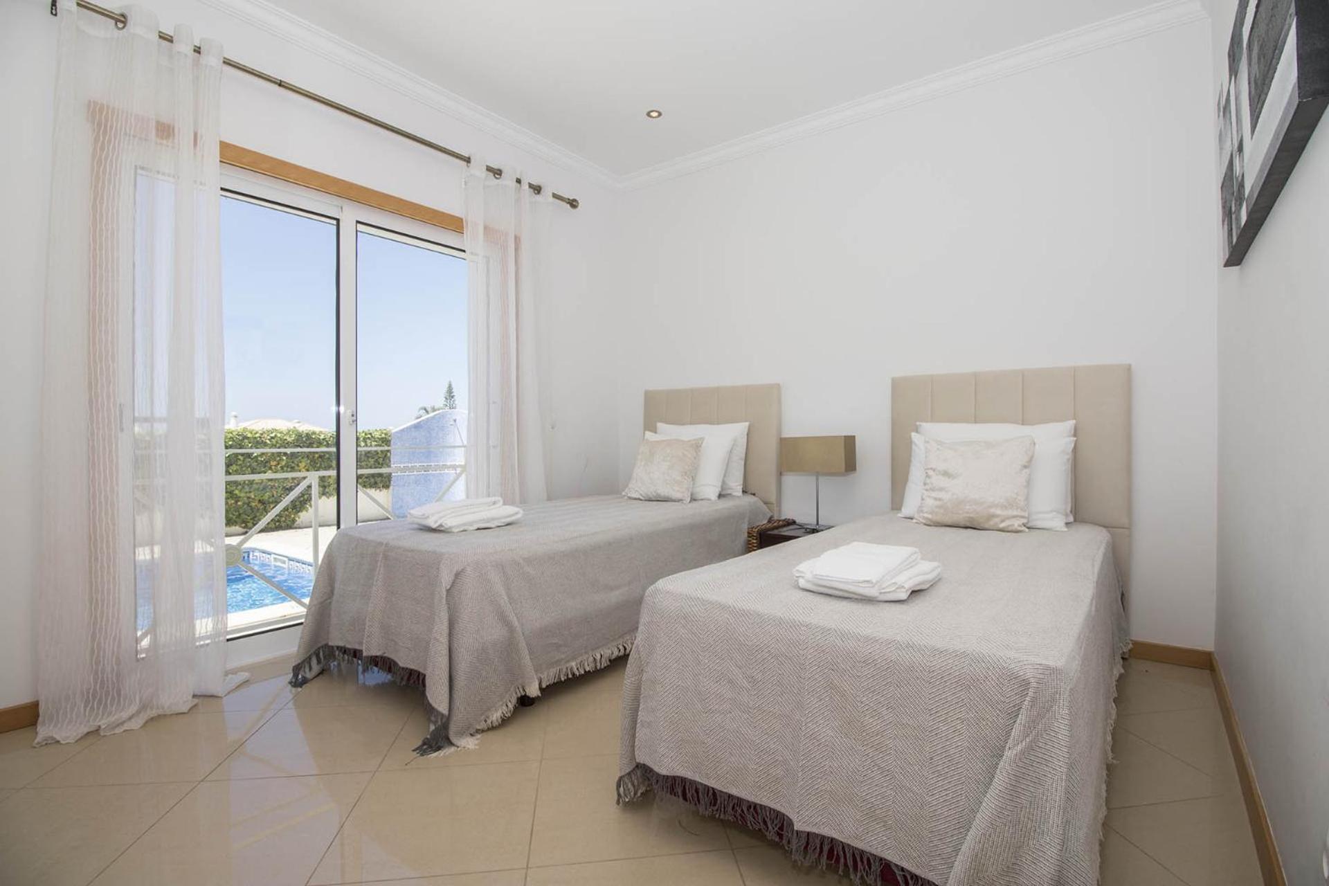 Villa Maresia Patroves Εξωτερικό φωτογραφία